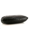 Bottega Veneta Clasp pouch in black intrecciato leather - Detail D4 thumbnail