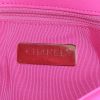 Chanel 19 shoulder bag in pink quilted canvas - Detail D4 thumbnail