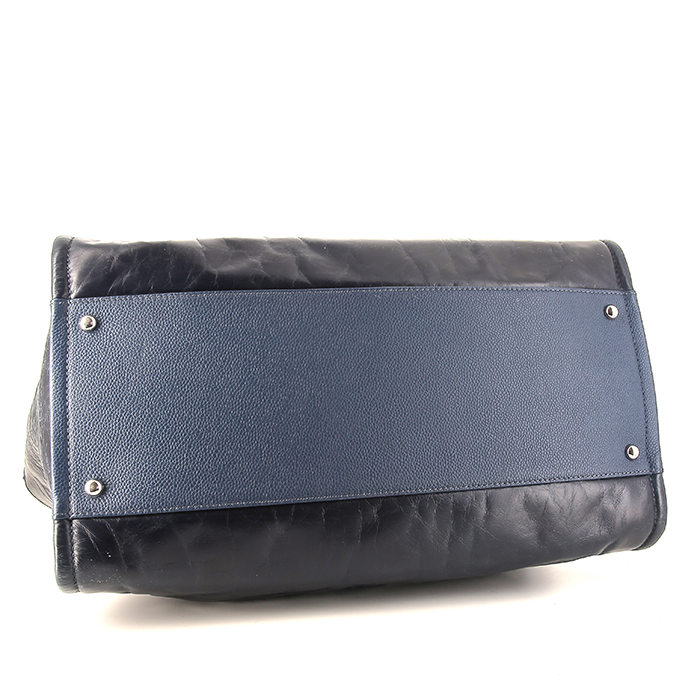 Chanel Deauville shopping bag in blue leather - Detail D5