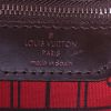 Sac cabas Louis Vuitton Neverfull moyen modèle en toile damier enduite ébène et cuir marron - Detail D3 thumbnail