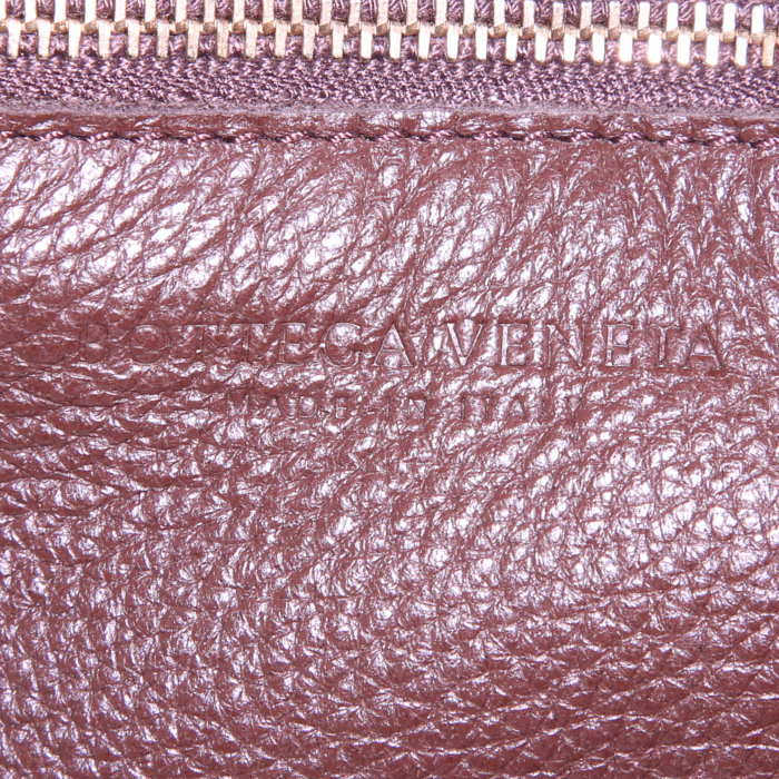 Bottega Veneta shopping bag in brown grained leather - Detail D3