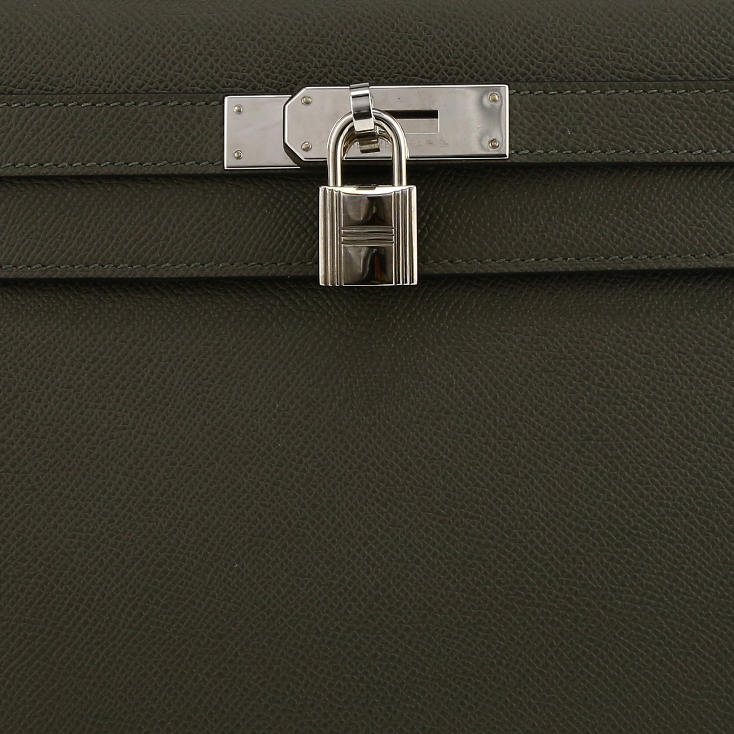 Sac à main Hermès  Kelly 28 cm en cuir epsom Vert de Gris - Detail D1