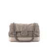 Bolso de mano Chanel Timeless en cuero acolchado gris y cuero liso gris - 360 thumbnail