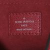 Louis Vuitton Lockme small model shoulder bag in red grained leather - Detail D4 thumbnail
