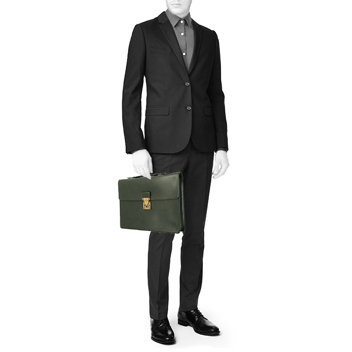 Porte-documents Louis Vuitton Ambassadeur en cuir taiga vert - Detail D1