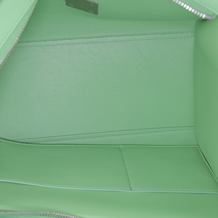 Bolso de mano Celine Trapeze en cuero negro, verde y beige - Detail D3