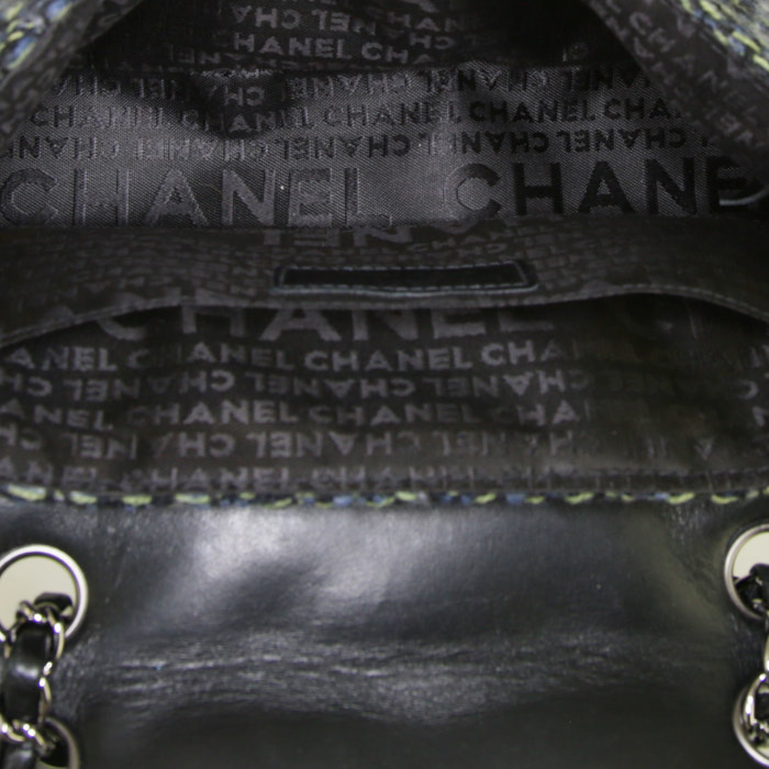 Sac porté épaule ou main Chanel Editions Limitées en jersey tricolore bleu jaune et noir - Detail D3