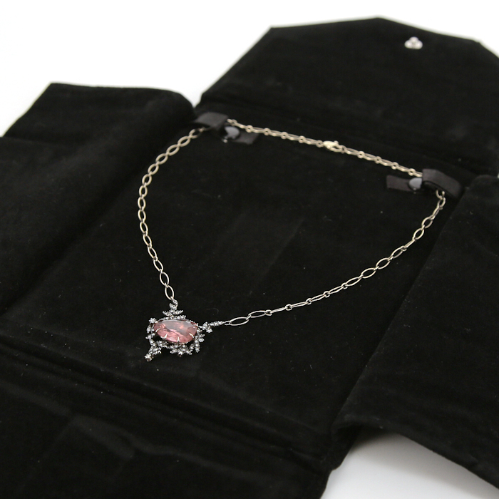 H. Stern Top Nature necklace in noble gold, blackened gold, tourmaline and in diamonds - Detail D2