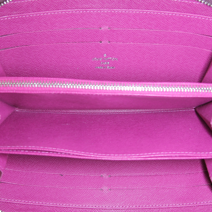 Portefeuille Louis Vuitton Zippy en cuir épi violet - Detail D2