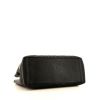 Bolso Cabás Chanel Shopping GST en cuero granulado acolchado negro - Detail D4 thumbnail