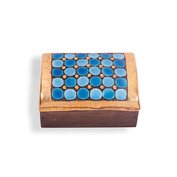 Mithé Espelt, rare small "Trésors" chest, in embossed and glazed earthenware, crackled gold, oak base, around 1953 - Detail D1