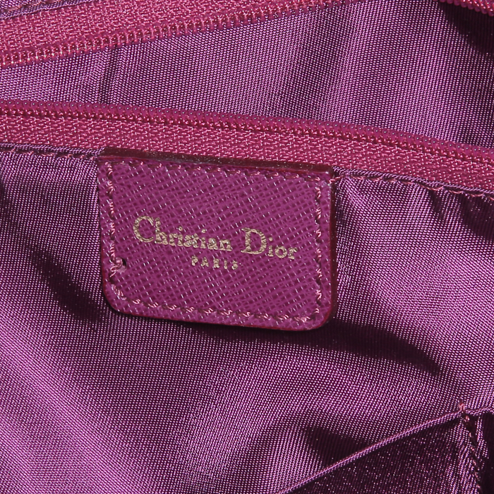 Dior Bowling handbag in purple grained leather - Detail D3