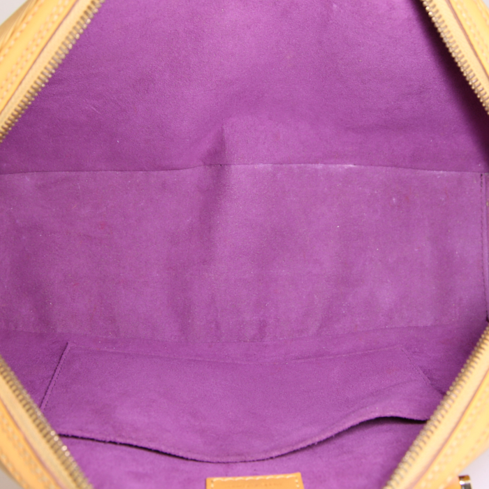 Sac à main Louis Vuitton Jasmin en cuir épi jaune - Detail D2