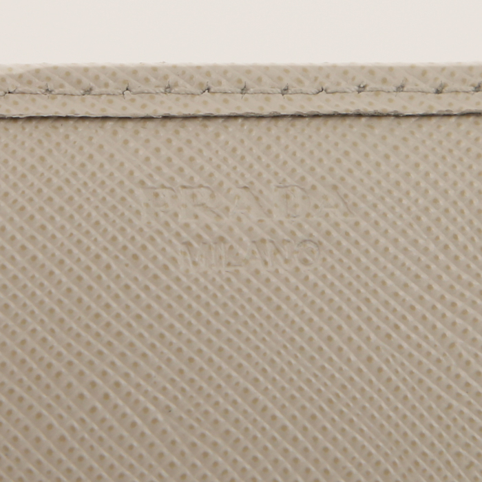 Pochette Prada in pelle saffiano bianco sporco con strass - Detail D3