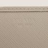 Bolsito de mano Prada en cuero saffiano blanquecino - Detail D3 thumbnail