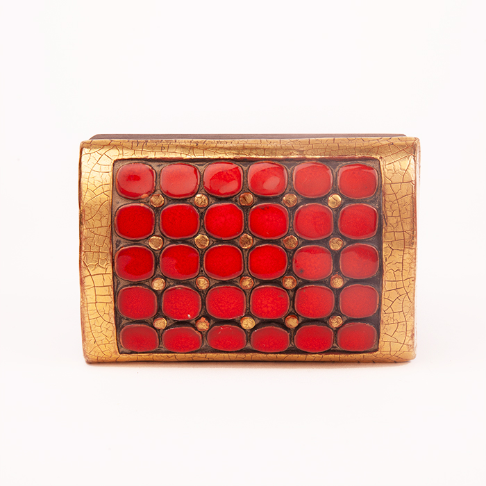 Mithé Espelt, rare small "Trésors" chest, in embossed and glazed earthenware, crackled gold, oak base, around 1953 - Detail D3