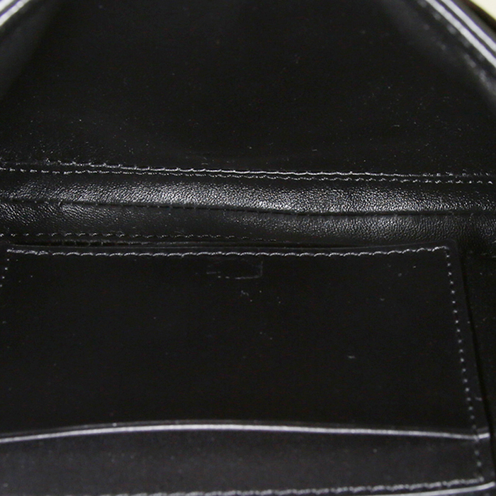 Celine 16 small model shoulder bag in black leather - Detail D2