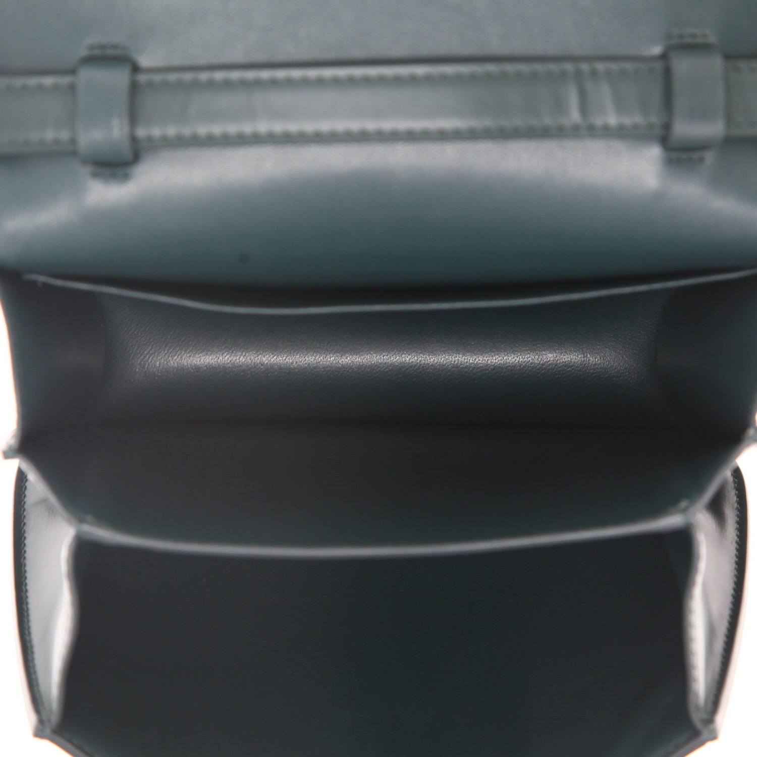 Celine Classic Box Teen shoulder bag in green box leather - Detail D3