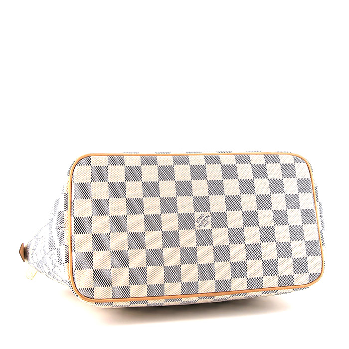 Bolso de mano Louis Vuitton Saleya en lona a cuadros azul celeste y cuero natural - Detail D4