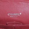 Chanel Timeless jumbo shoulder bag in burgundy quilted grained leather - Detail D3 thumbnail
