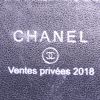 Bolso bandolera Chanel Wallet on Chain en piel de pitón negra - Detail D3 thumbnail