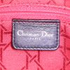 Sac à main Dior Lady Dior en cuir cannage noir - Detail D4 thumbnail
