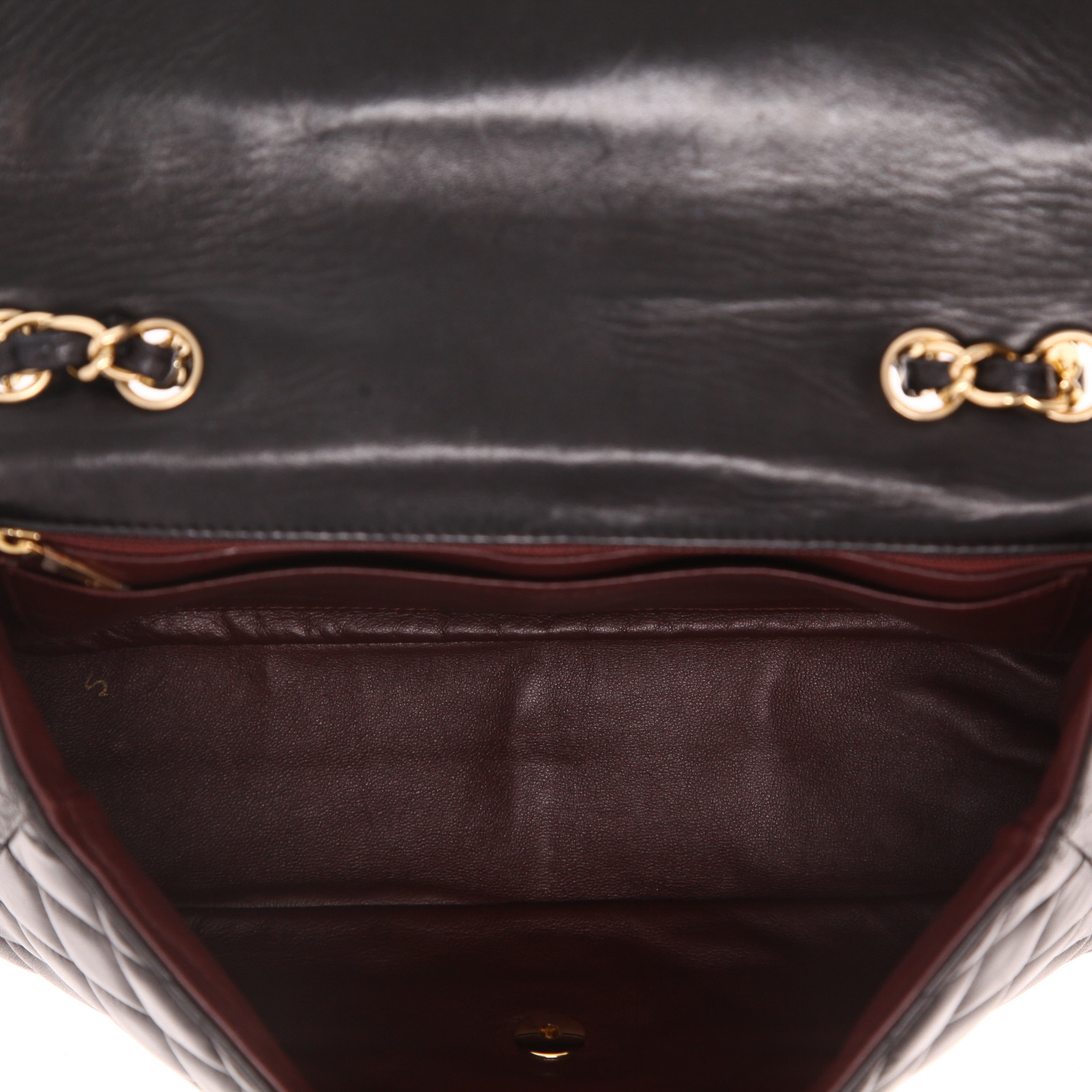 Chanel  Timeless Jumbo handbag  in black quilted leather - Detail D3