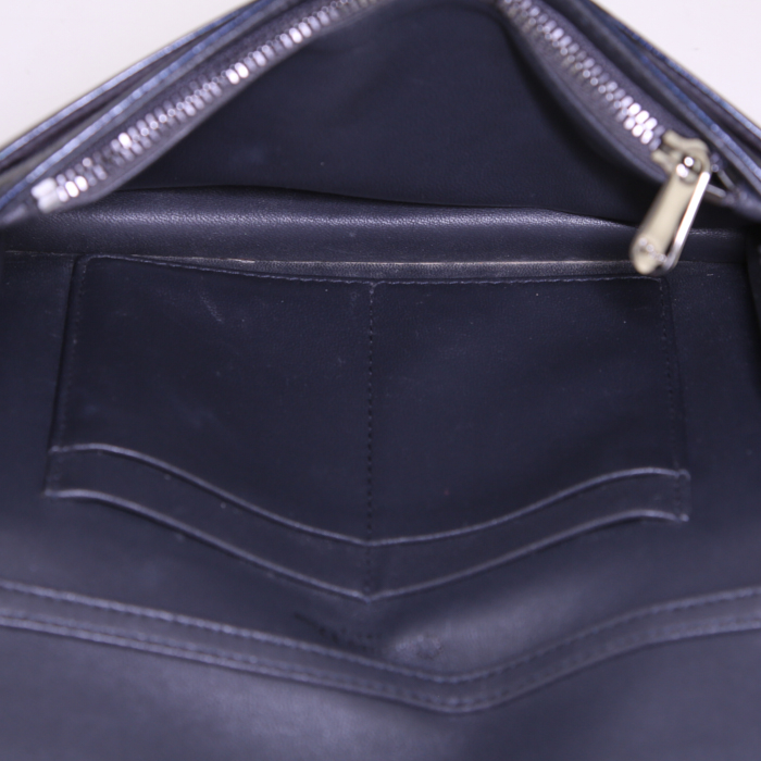 Dior Cannage shoulder bag in dark blue quilted leather - Detail D2