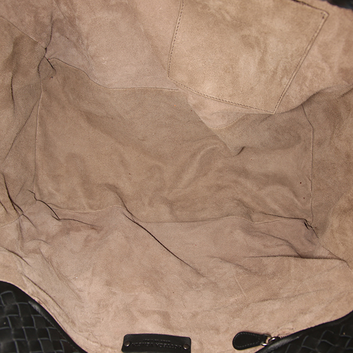 Bolso Cabás Bottega Veneta Cabat en cuero trenzado negro - Detail D2