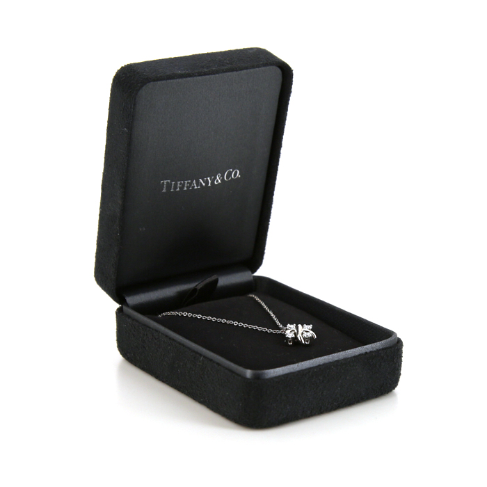 Collar Tiffany 
Co Lynn en platino y diamantes - Detail D2