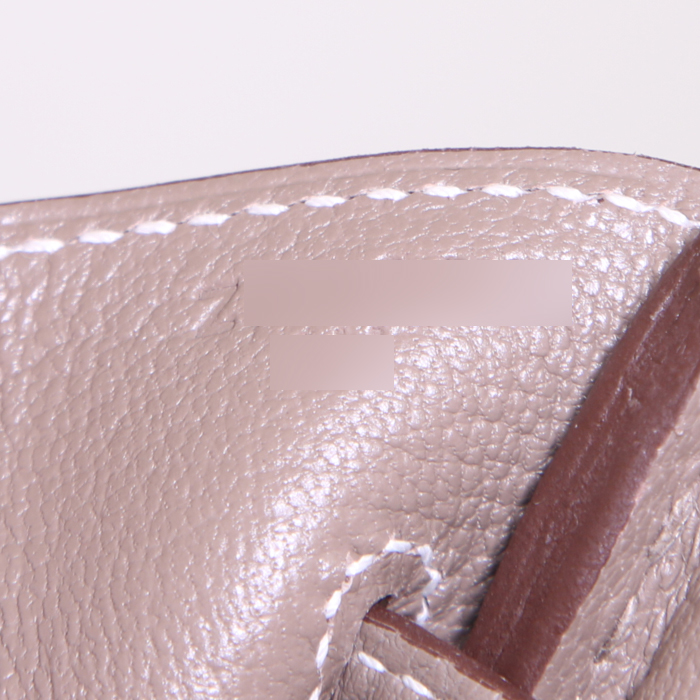 Bolso de mano Hermes Birkin 30 cm en cuero togo marrón etoupe - Detail D4