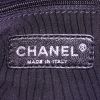 Sac à main Chanel Baguette en toile blanche et noire - Detail D4 thumbnail