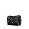 Chanel Timeless jumbo shoulder bag in black patent quilted leather - 00pp thumbnail