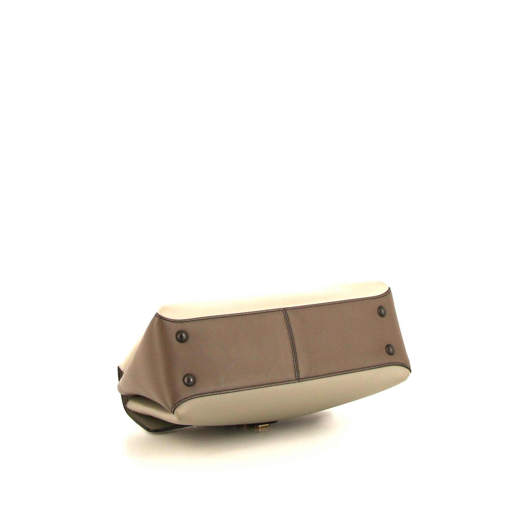 Bottega Veneta shoulder bag in taupe and beige leather - Detail D5