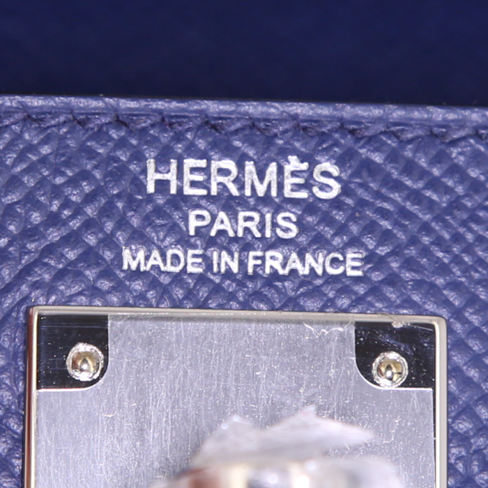 Sac à main Hermes Kelly 28 cm en cuir epsom Bleu Saphir - Detail D4
