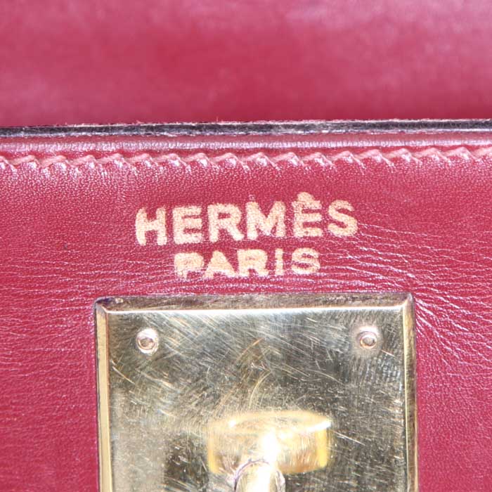 Bolso de mano Hermes Kelly 28 cm en lona beige y cuero box rojo H - Detail D3