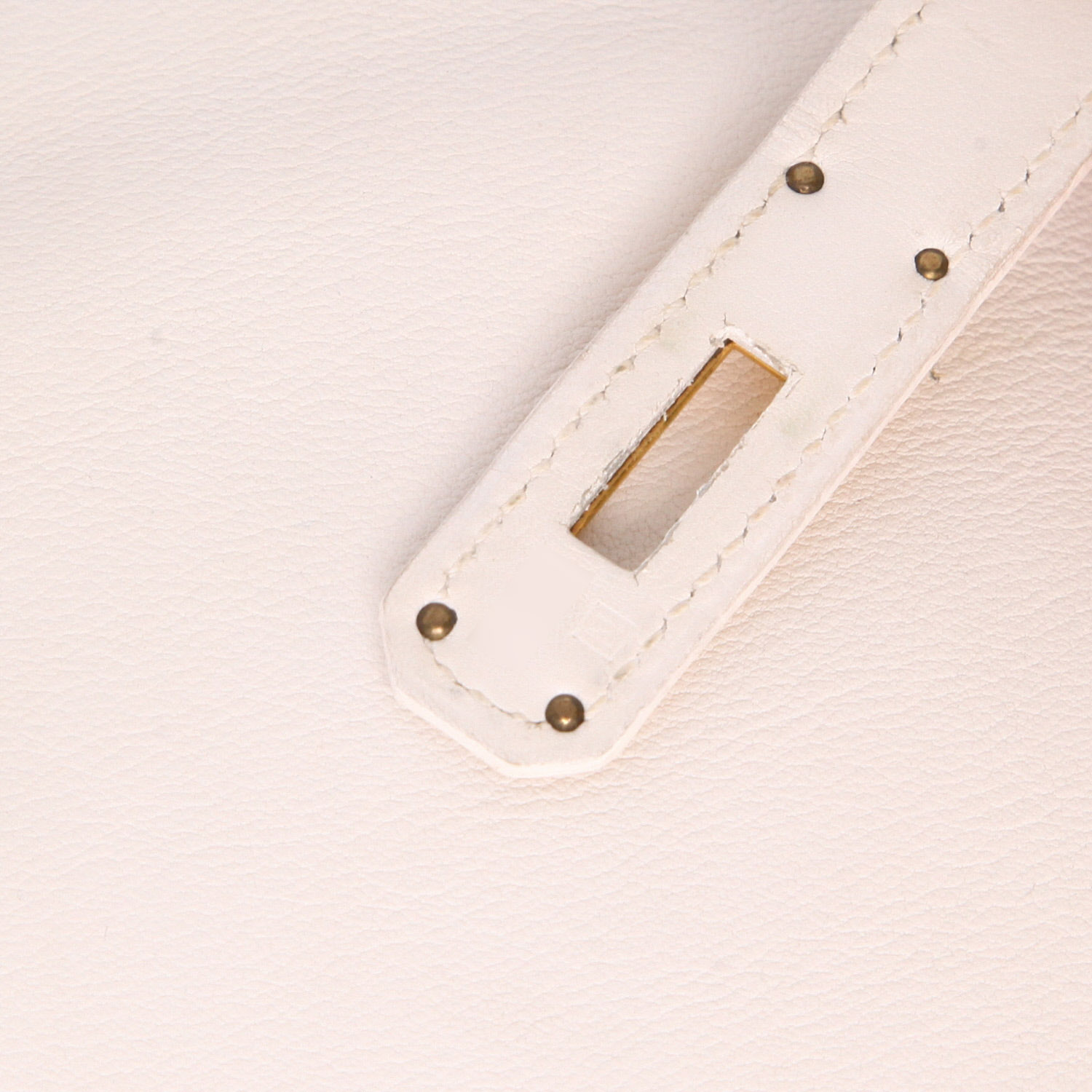 Sac à main Hermes Kelly 35 cm en cuir Swift blanc - Detail D4