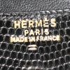 Bolsito de mano Hermes Rio en piel de lagarto negra - Detail D2 thumbnail