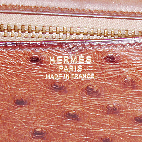 Hermes Constance handbag in brown ostrich leather - Detail D4