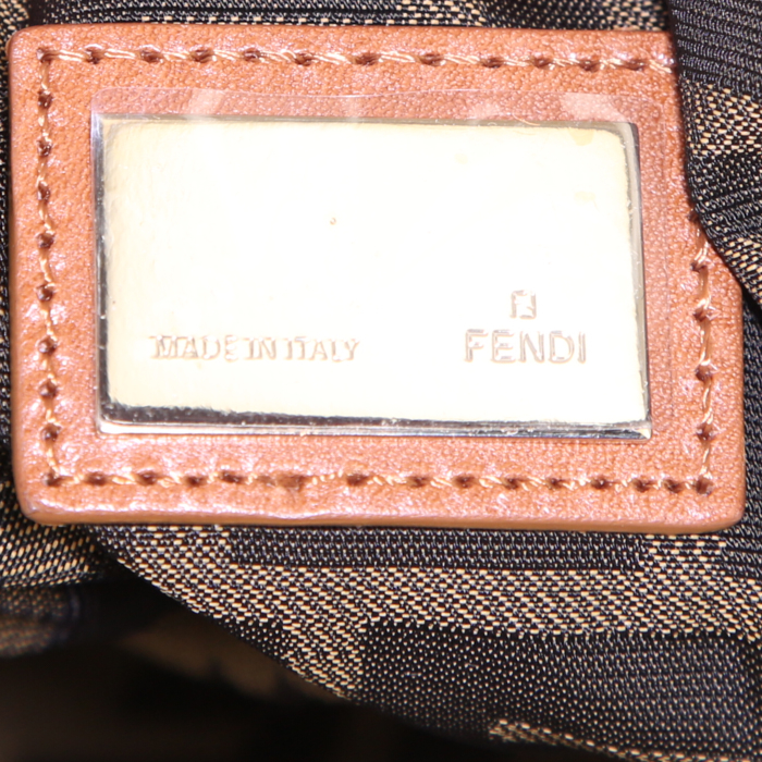 Fendi Spy handbag in beige raphia and brown leather - Detail D3