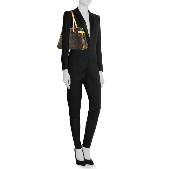 Louis Vuitton  Batignolles shopping bag  in brown monogram canvas  and natural leather - Detail D1