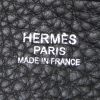 Sac bandoulière Hermes Evelyne petit modèle en cuir taurillon clémence noir - Detail D3 thumbnail
