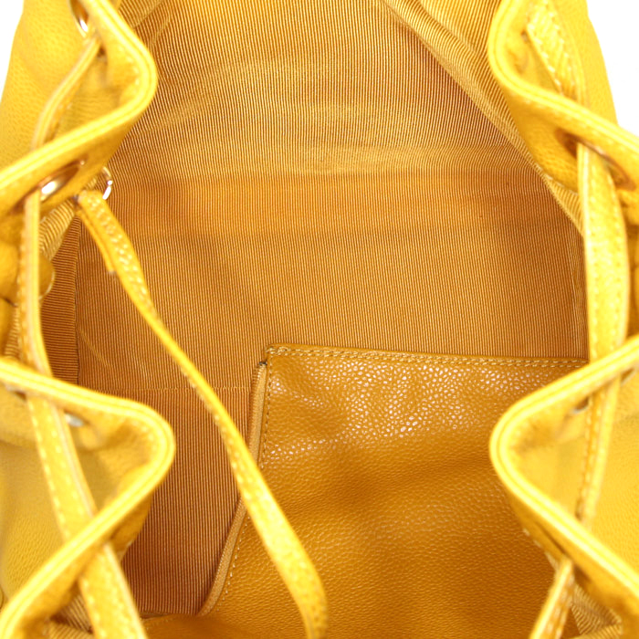 Chanel Vintage handbag in yellow grained leather - Detail D2