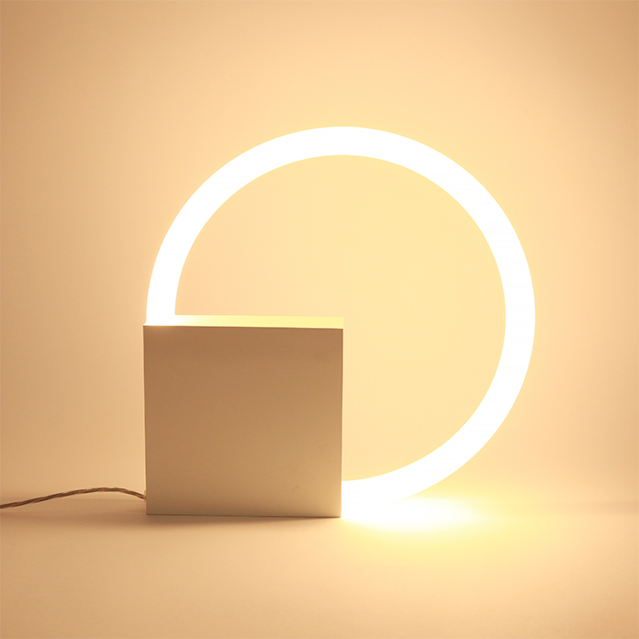 Aldo Van Den Nieuwelaar, lampe modèle "TC6 Cirkellamp", en métal laqué et néon, édition Boops, signée, des années 2000 - Detail D1