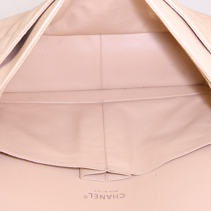 Borsa Chanel Timeless jumbo in pelle martellata e trapuntata beige - Detail D3