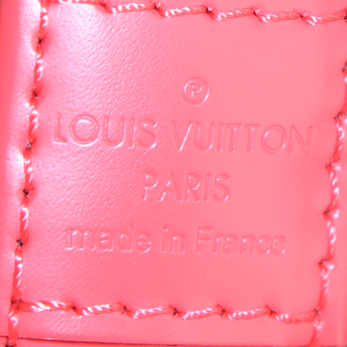 Bolso de mano Louis Vuitton Alma Limited Edition Flamingo Monogram Totem modelo pequeño en lona Monogram revestida marrón y cuero rojo - Detail D3