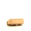 Sac bandoulière Chanel en cuir matelassé beige - Detail D5 thumbnail