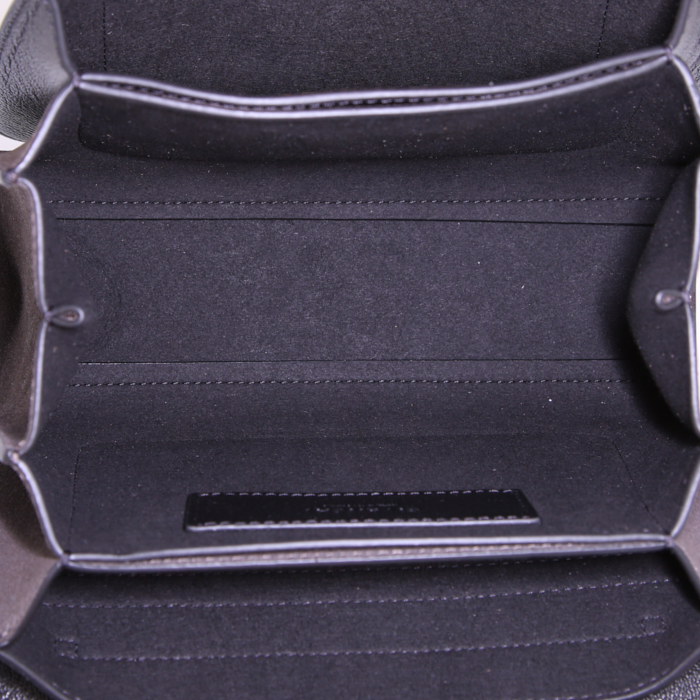 Givenchy GV3 shoulder bag in black leather and grey suede - Detail D3