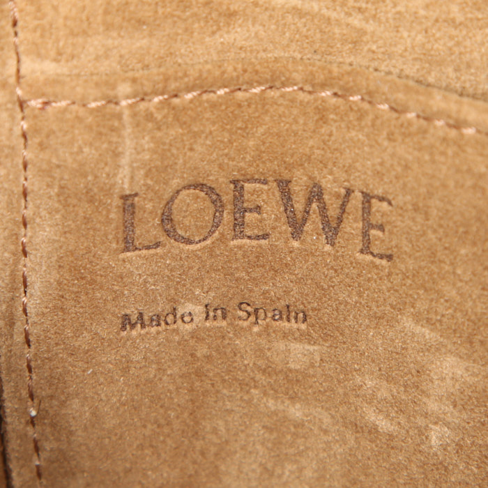 Bolso bandolera Loewe Gate mini en cuero liso tricolor color oro, color topo y marrón - Detail D3