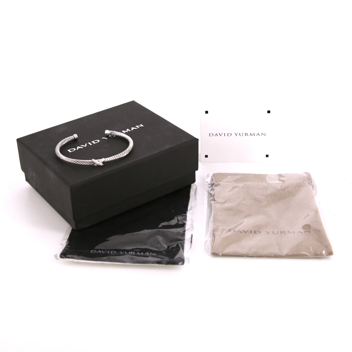 Bracciale a cerchio aperto David Yurman in argento e diamanti